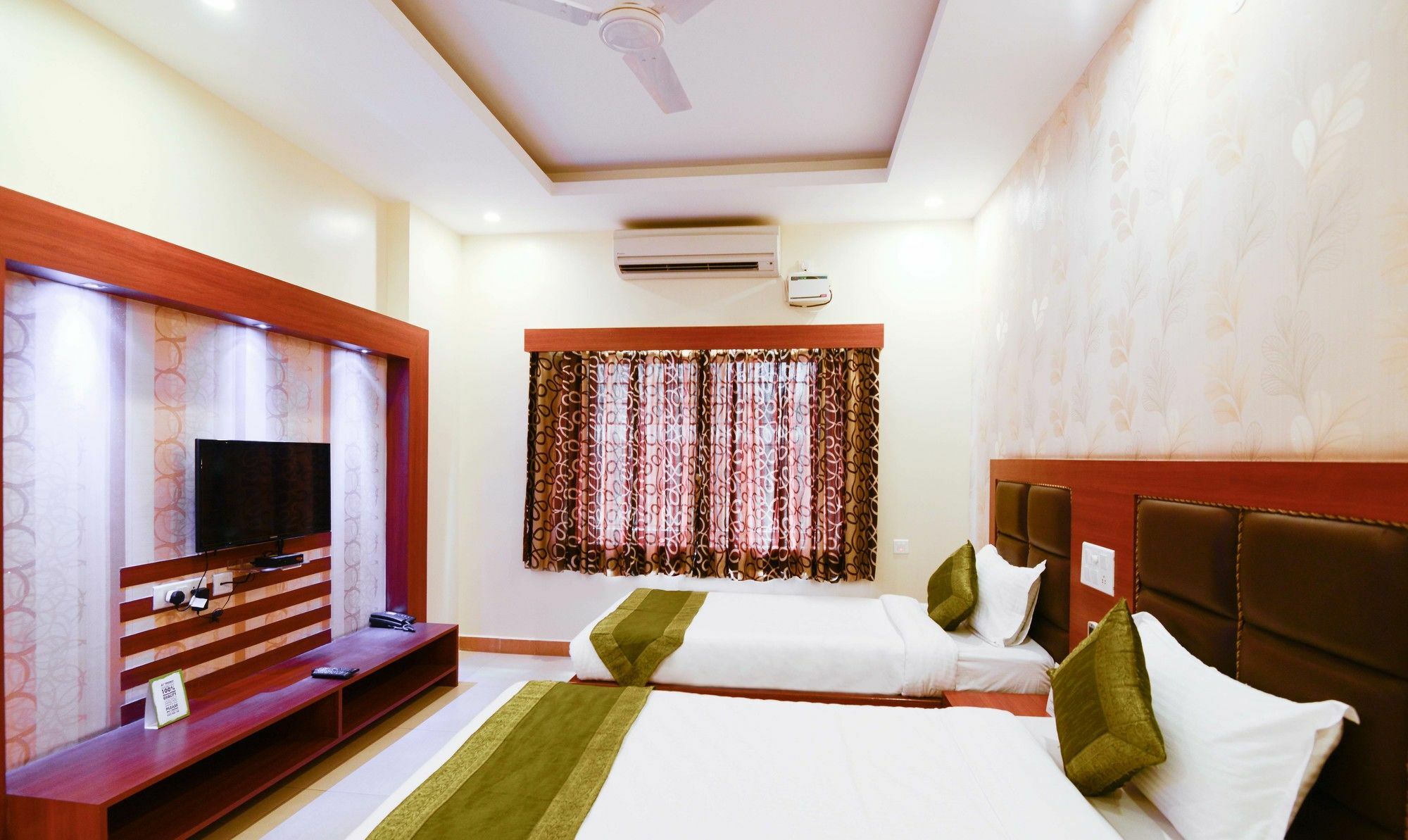 Treebo Trend Sekaran Omr Perungudi Hotel Chennai Exterior photo